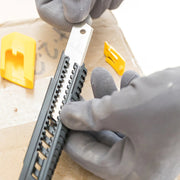 Stanley 0-10-151, Cutter cu blocare prin glisare, dispozitiv de rupere a lamei, 160mm + o lama segmentata 18mm