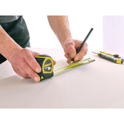 Stanley 0-30-657, ruleta Tylon 8m, tru-zero, protectie din cauciuc, anti-alunecare, 8m x 25mm, blister