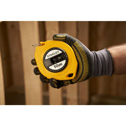 Stanley 0-34-102, ruleta inchisa cu banda de otel 10m, carlig pliabil, lama protejata, manivela pentru mulinare, 10m x 10mm, blister