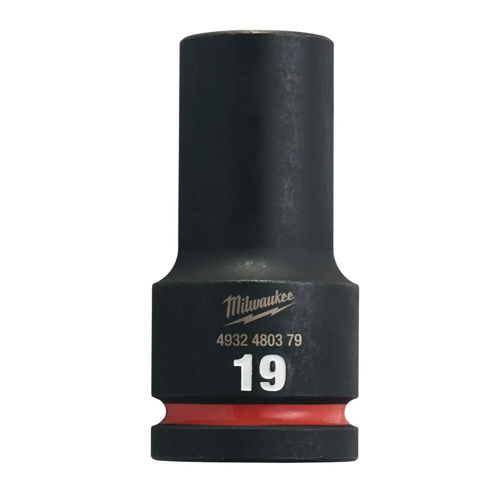 Cumpara Milwaukee 4932480379 CHEIE TUBULARA IMPACT SHW 3/4 LUNGA 19 MM de la Mesterul Minune