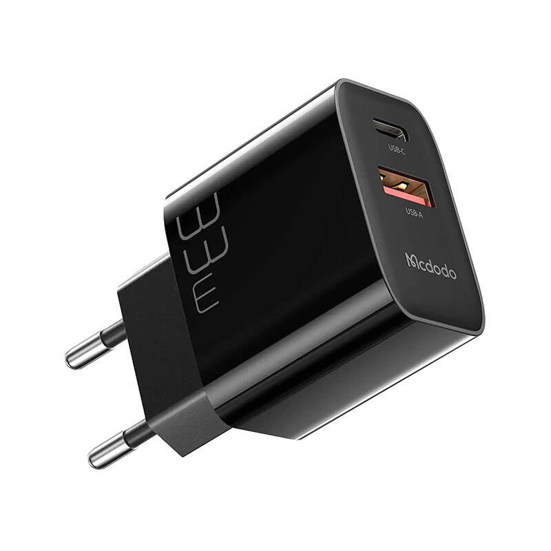 Cumpara acum Mcdodo CH-0922 Încărcător de rețea USB + USB-C, 33W + cablu USB-C (negru) de la Mesterul Minune