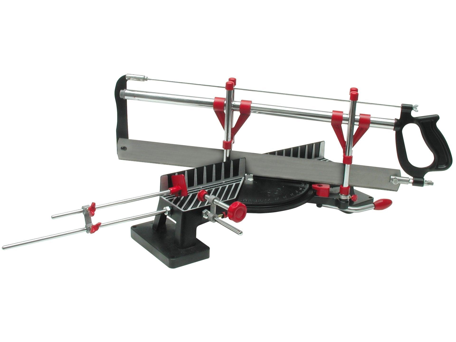 FIERĂSTRĂU PENTRU TĂIAT LA UNGHI 550MM VOREL 29000