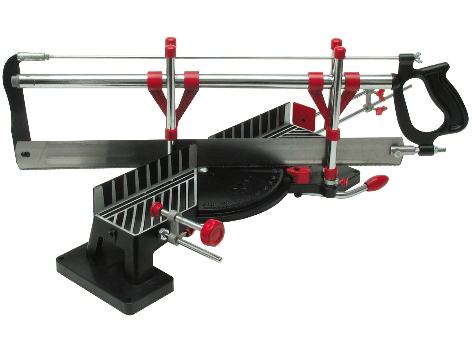 FIERĂSTRĂU PENTRU TĂIAT LA UNGHI 550MM VOREL 29000