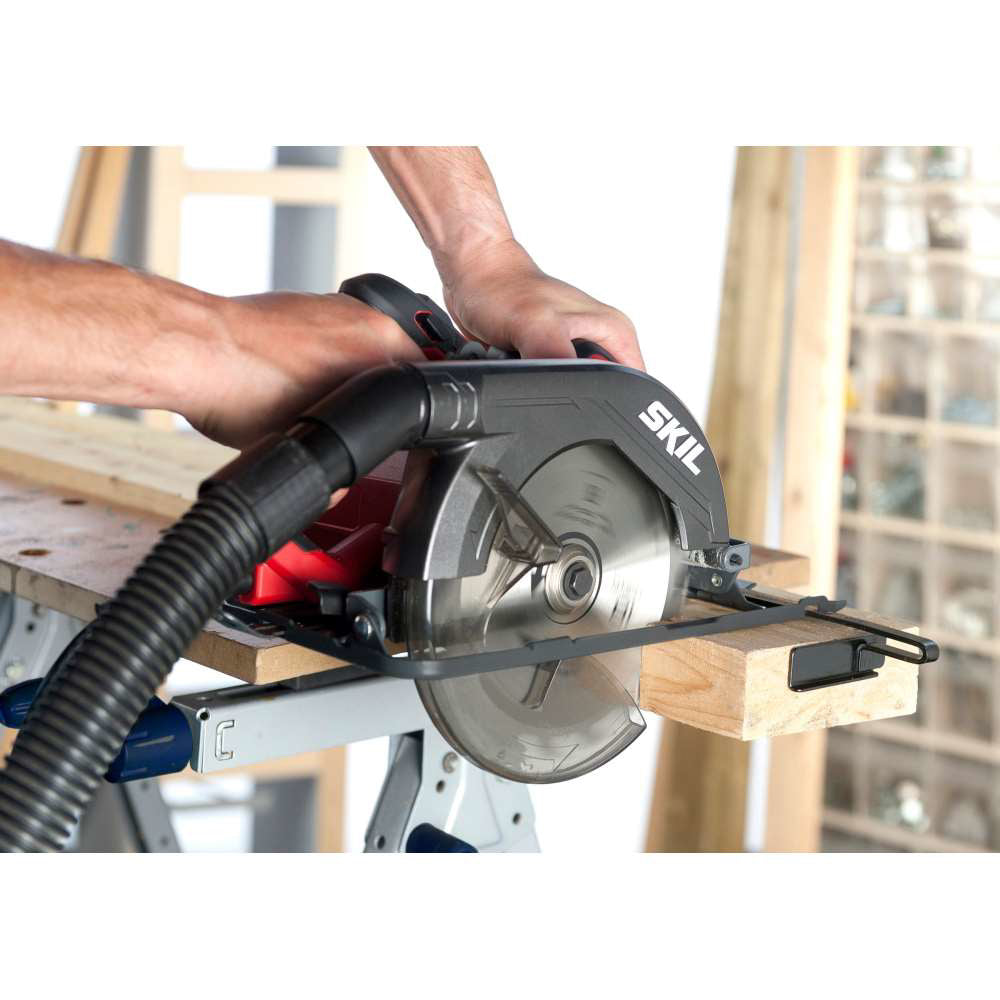 SKIL 5820 AA Fierastrau circular de mana, 1.250 W, 184 mm, lama cu varf de carbura cu 18 dinti