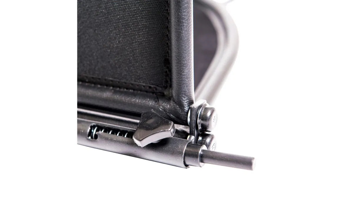 Deflector vant negru tip plasa pentru AUDI A4 B6 (8H) Cabriolet / A4 B7 (8H) Cabriolet 2003-2009 - AM-WNDAU0001