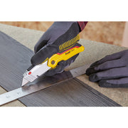 Stanley 0-10-825, Cutter FatMax pliabil cu lama retractabila, 160mm + 3 lame trapezoidale 62mm