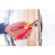 Stanley 0-84-010, cleste pentru dezizolat maxsteel VDE, 170 mm, blister