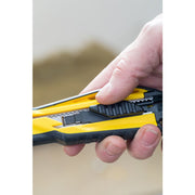 Stanley STHT10270-0, Cutter Air cu blocare automata + 3 lame segmentate 18mm