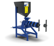 Extruder EGK-350 PTO actionat la priza de putere a tractorului