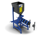 Extruder EGK-350 PTO actionat la priza de putere a tractorului