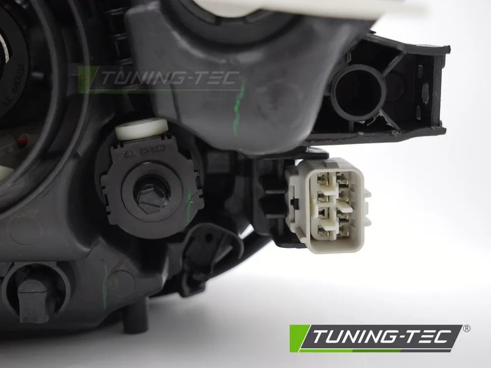 Far Dreapta TYC pentru TOYOTA AURIS II 15-18 - FTO01R