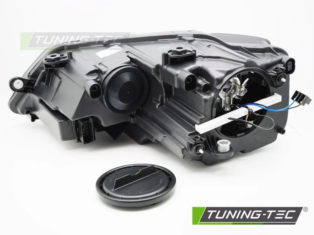 Far Dreapta TYC pentru VW JETTA 11-14 - FVW14R