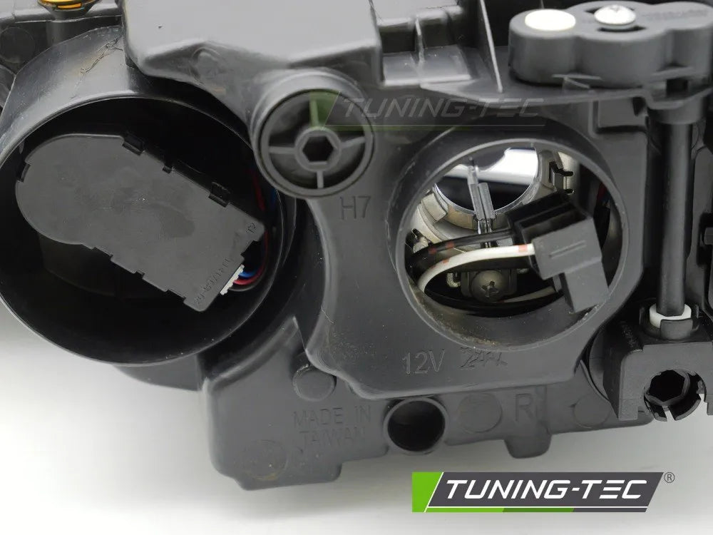 Far TYC partea stanga VW POLO 2G 17-21 - FVW21L
