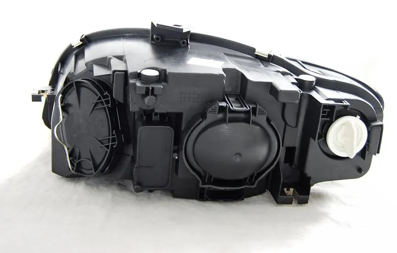 Far dreapta pentru Audi A4 11.2004-03.2008 Tuning-Tec - FAU01R