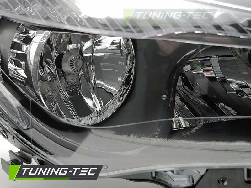 Far negru TYC partea dreapta pentru MERCEDES CLA W117 - FME07R