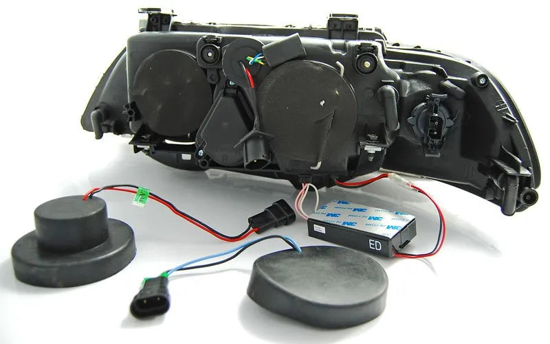 Faruri Angel Eyes pentru BMW E39 09.95-06.03 Tuning-Tec - LPBME8
