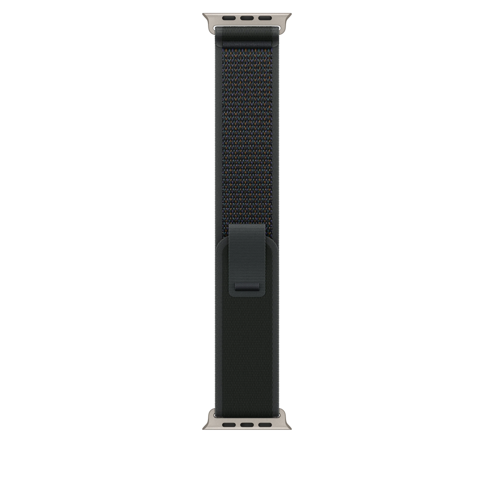 Cumpara Curea Apple pentru Apple Watch 49mm Black Trail Loop, M/L, Natural Titanium Finish de la Mesterul Minune