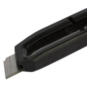 Cumpara acum Cutter Snapoff cu lama segmentata, 175mm + o lama segmentata 18mm de la Mesterul Minune