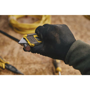 Stanley STHT10432-0, Cutter compact cu lama retractabila, 135mm + o lama trapezoidala 62mm