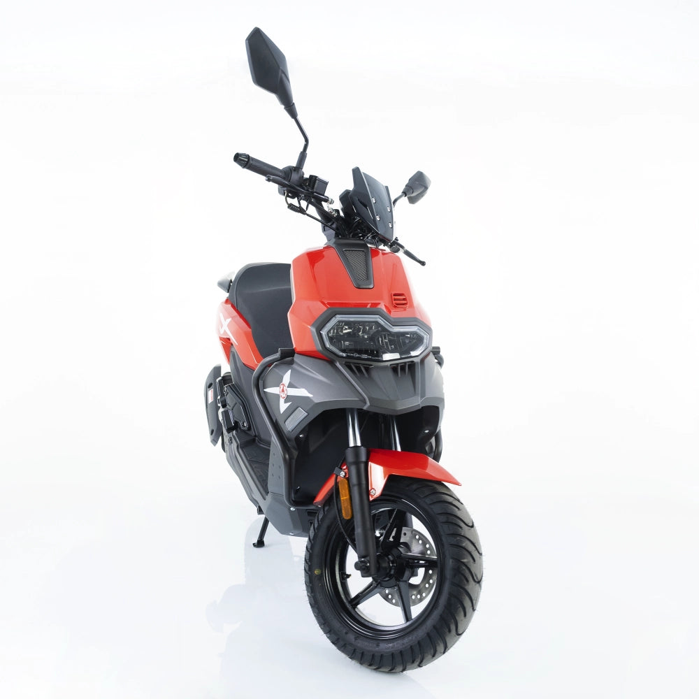 Cumpara Scuter benzina 49cc Rotakt Adventure rosu-gri, 2.2kW, Euro 5, viteză maximă 45km/h de la Mesterul Minune