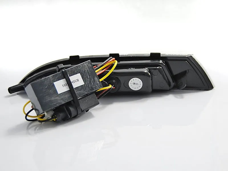 Semnalizatoare fumuri fata pentru VW Scirocco 2008-2014.04 Tuning-Tec - KPVW42