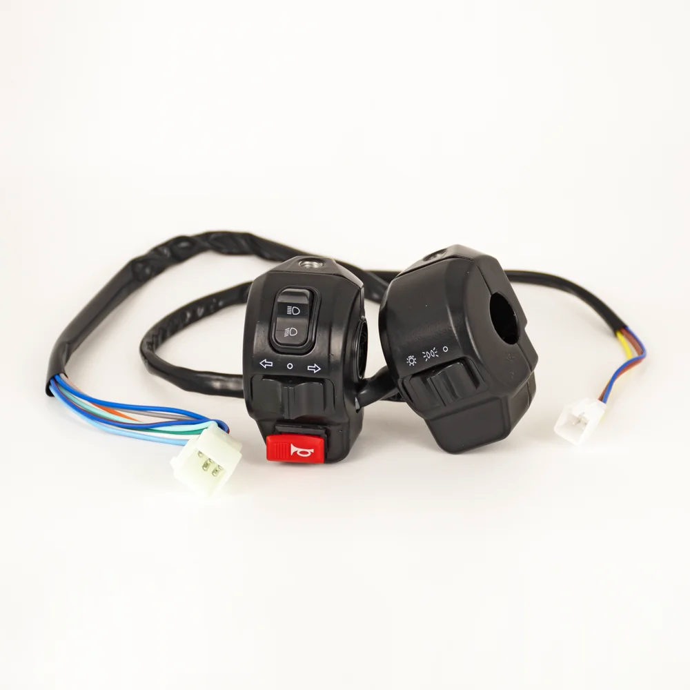 Set comutatoare multifunctionale pentru tricicluri electrice