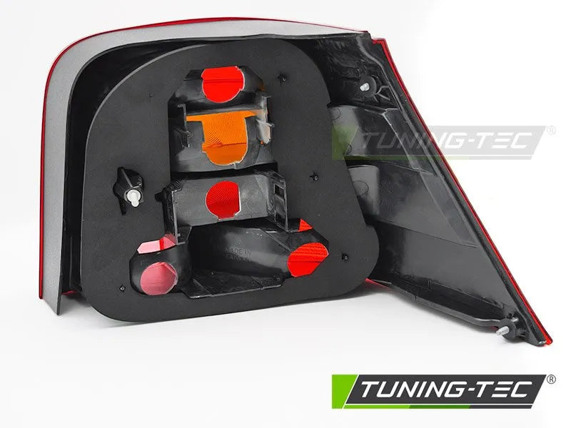 Stop TYC RED SMOKE partea stanga pentru VW GOLF IV 97-03 HATCHBACK - RVW03L
