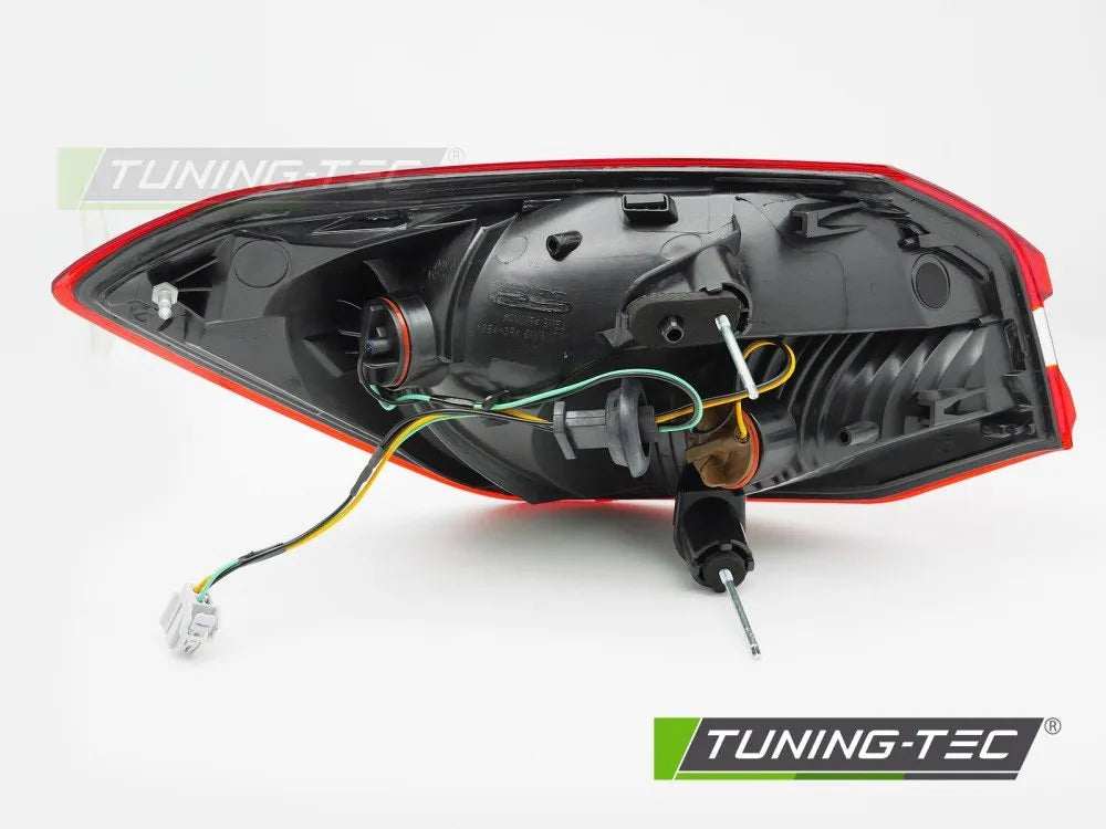 Stop TYC partea dreapta pentru FORD FOCUS MK4 18-21 HATCHBACK - RFO04R