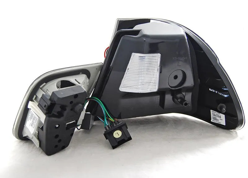 Stopuri fumurii cu Led pentru BMW E46 1998.05-2001.08 Tuning-Tec - LDBMC5