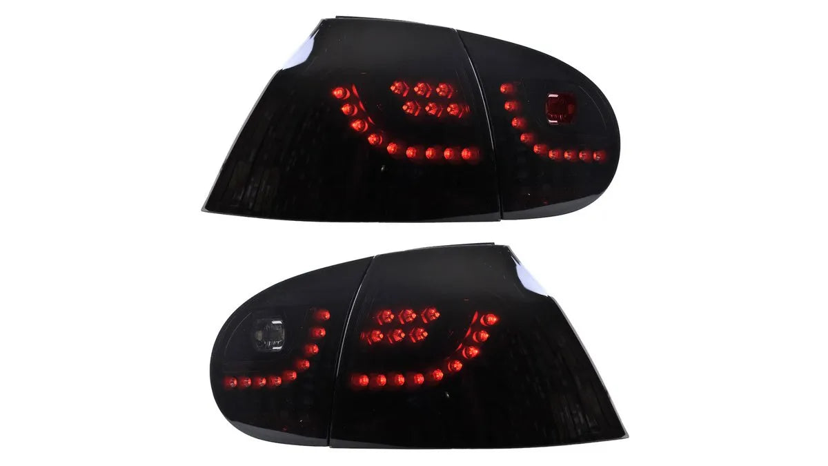Stopuri spate LED fumurii negre Volkswagen Golf 5 - AM-TLIWW0019
