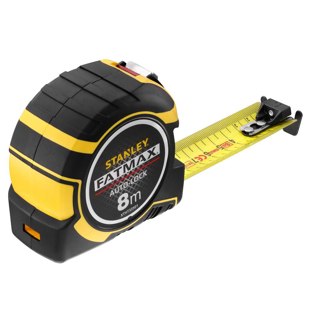 Cumpara acum ruleta autolock fatmax 8m, Mylar®, BladeArmor, magnet fix, 8m x 32mm + de la Mesterul Minune