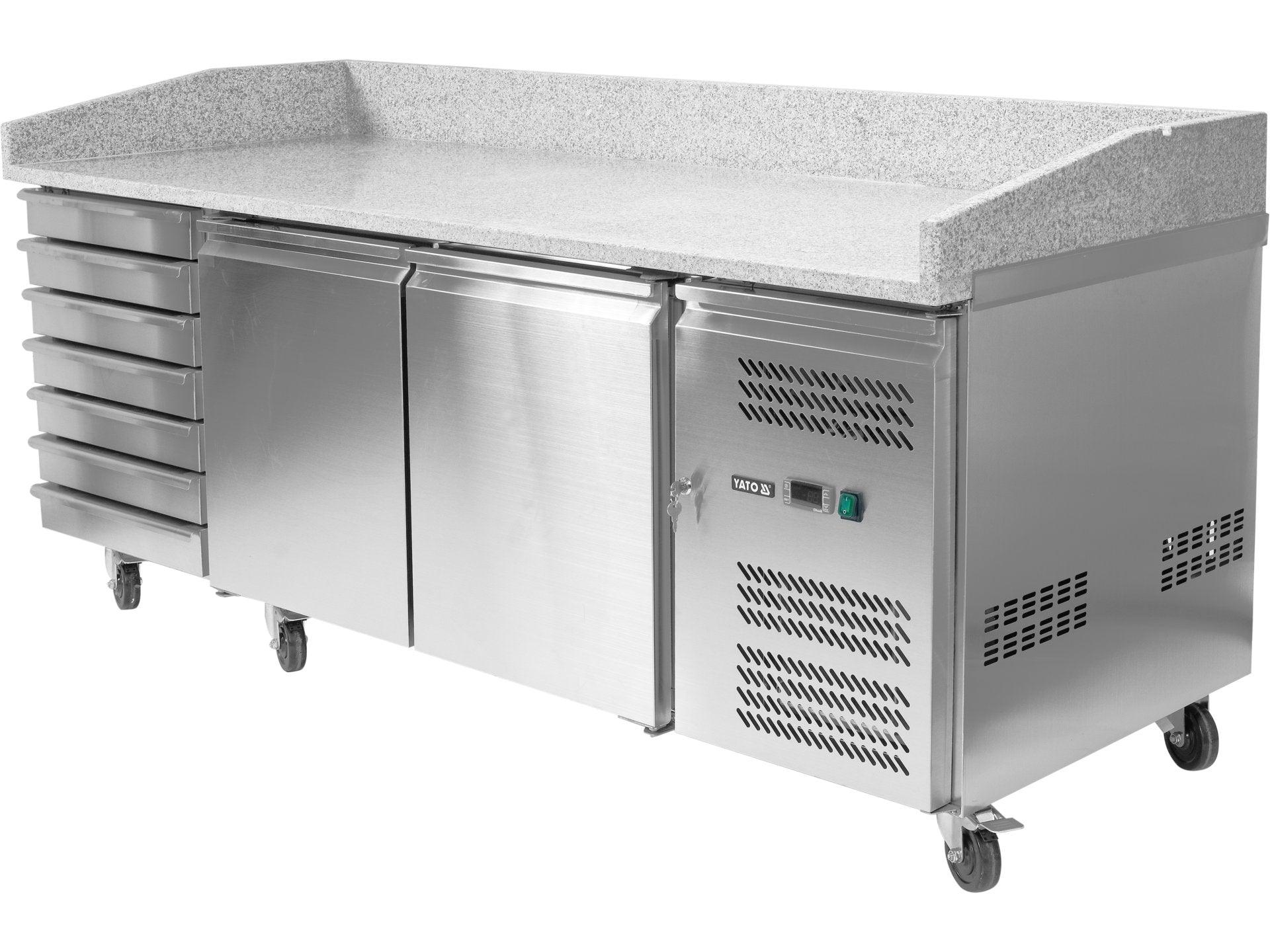 MASĂ RECE PENTRU PIZZA, BLAT DIN GRANIT, 2 UȘI + 7 SERTARE, 580L YATO YG-05310