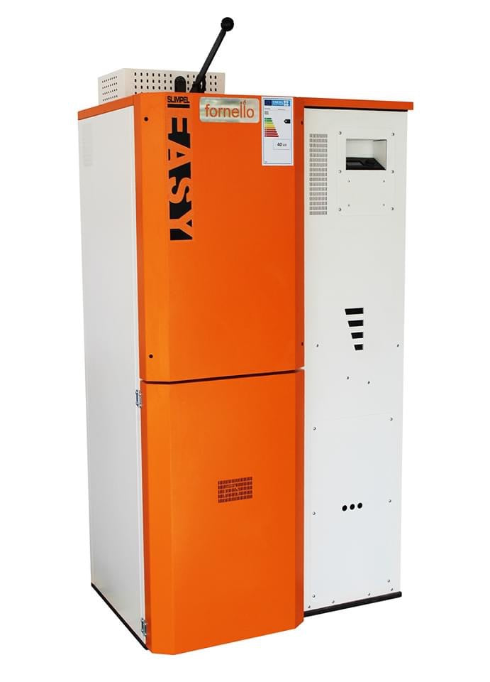 Centrala pe peleti Fornello Slimpel Easy 40 kw, curatare mecanica arzator si schimbator de caldura, arzator din inox, pompa de circulatie, tiraj fortat, buncar 88 kg, Ecodesign A+