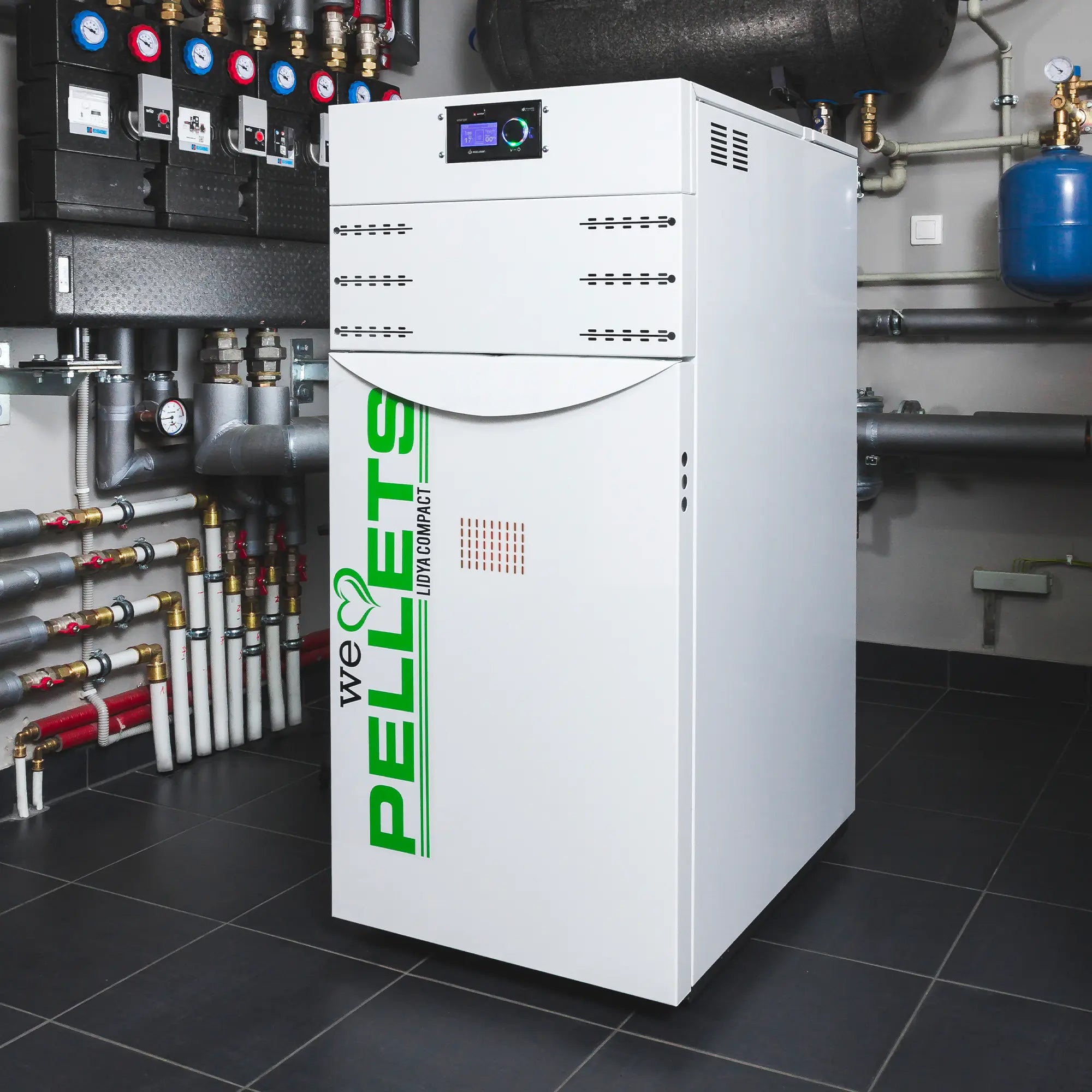 Centrala termica pe peleti Fornello Lidya Compact Plus 25 kw, curatare automata arzator si mecanica schimbator, echipata cu pompa electronica Grundfos, vas expansiune, grup siguranta integrat, arzator inox, clasa A+