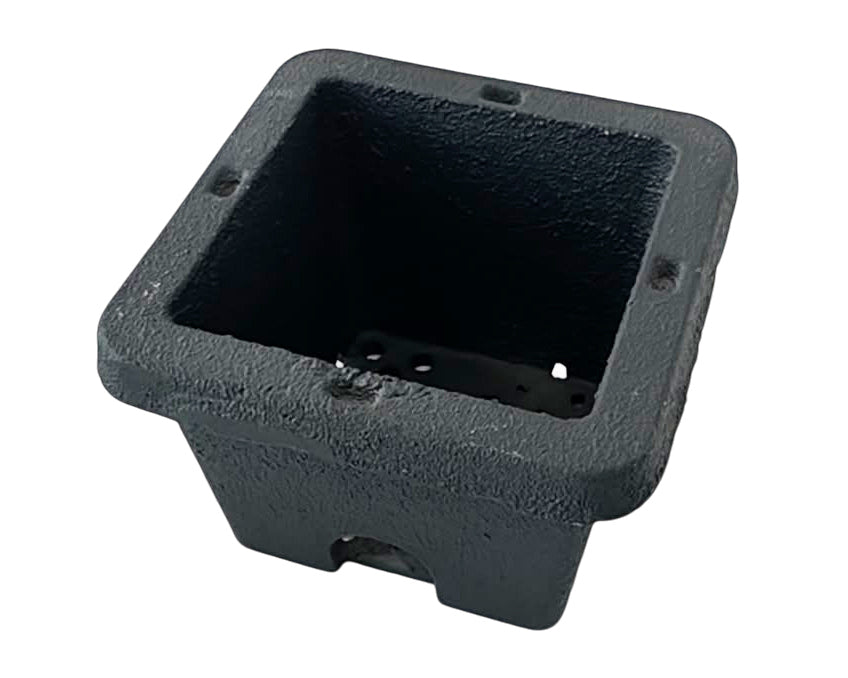 Creuzet (focar) din fonta pentru Semineu pe peleti cu aer cald Fiama Fuoco 8 kW - (PIESA ORIGINALA)