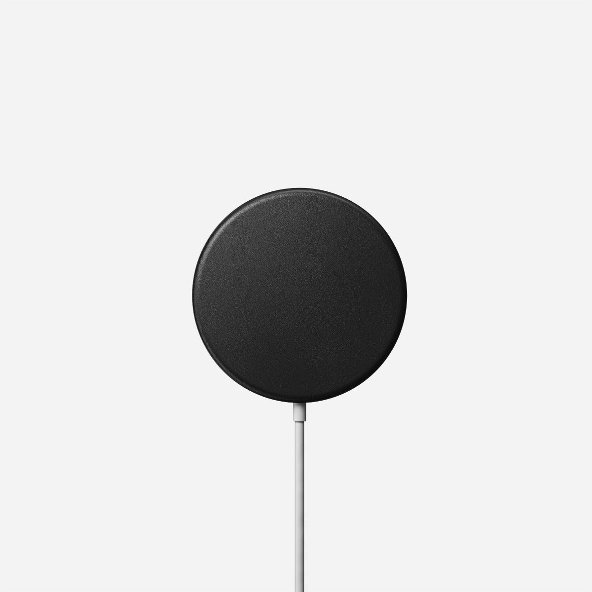 Cumpara Husa de protectie Nomad pentru Apple MagSafe, Piele, Negru de la Mesterul Minune