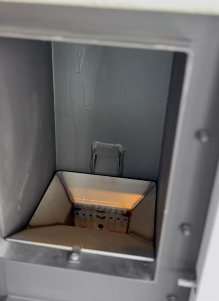 Pachet Centrala termica compacta pe peleti Fornello Rossi Camino Compact Automatic 25 kw, termostat, kit evacuare, pompa de circulatie, vas expansiune, tiraj fortat, curatare automata a arzatorului si a drumurilor de fum,culoare antracit, Ecodesign,