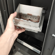 Pachet control de la distanta Centrala termica pe peleti Fornello Rossi B Black 25 kw, pompa de circulatie, vas expansiune, tiraj fortat, Ecodesign, A+, Boiler Termoelectric Fornello 100 l, Termostat Salus IT500, Aspirator si Kit evacuare 3.5 ml