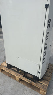 PRODUS RECONDITIONAT DAR IN STARE DE FUNCTIONARE 15633 !!! Centrala termica pe peleti Fornello GT 30 Standard, echipata cu pompa circulatie Wilo, vas expansiune, manometru, supapa de siguranta, curatare mecanica arzator de peleti