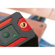 SKIL 1911 DA Nivela laser cu linie în cruce, lumina verde, raza actiune 20m, prindere trepied 1/4, Accu Li-Ion, include incarcator micro USB, trepied si geanta de transport