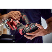 Set combinat Bormasina 6300 rpm, SKIL 3306 EA, pendular 2800 cpm, 2x Accu, incarcator, geanta, 7 accesorii