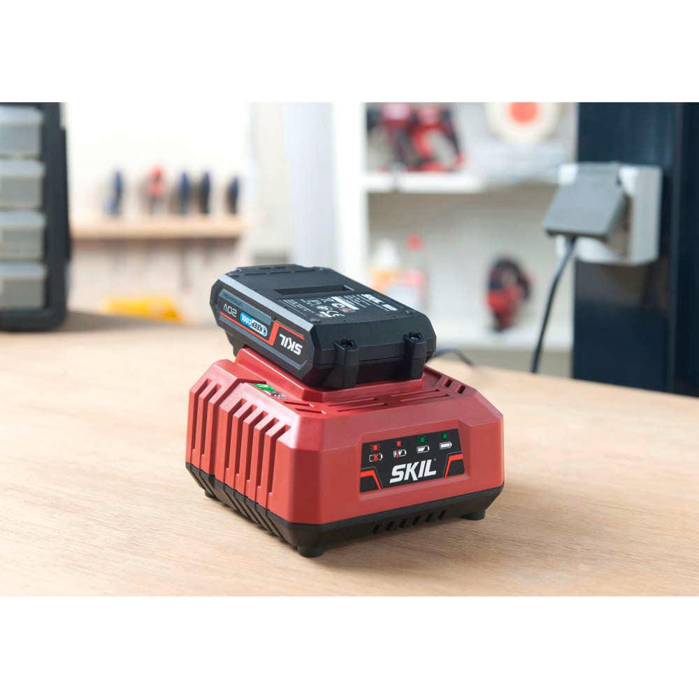SKIL 3307 EA, Set Bormasina 1450 rpm si circular 4500 rpm, 2xAccu, incarcator, geanta, disc inclus
