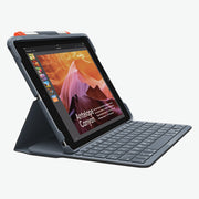 Cumpara Resigilat: Husa cu tastatura Logitech Slim Folio pentru iPad (gen 7,8,9), Black de la Mesterul Minune