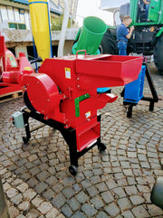 Tocator furaje UNITEH 400-30 cu turbină, motor inclus