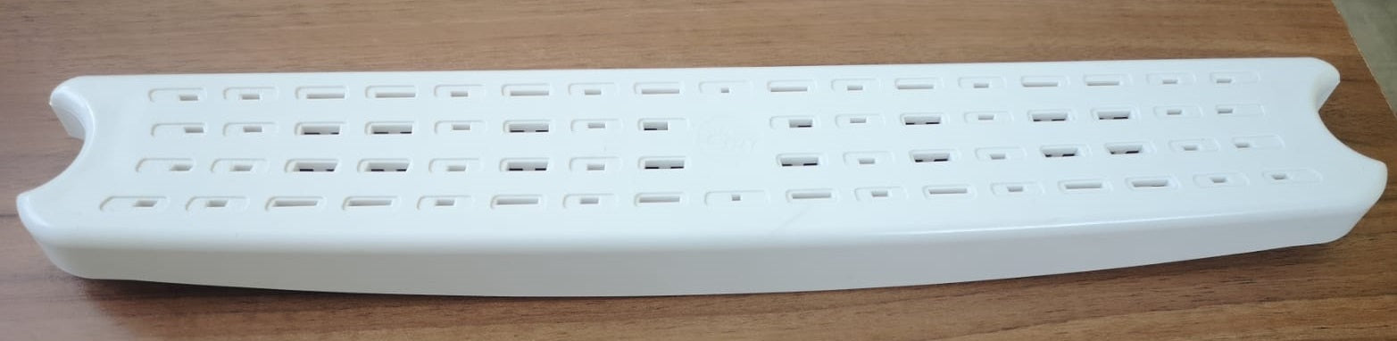 Treapta universala pentru scara piscine culoare alba
